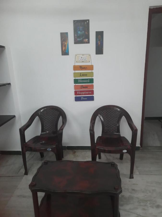 White House- 1Bk Pleasant Apartment With Open Terrace Coimbatore Buitenkant foto